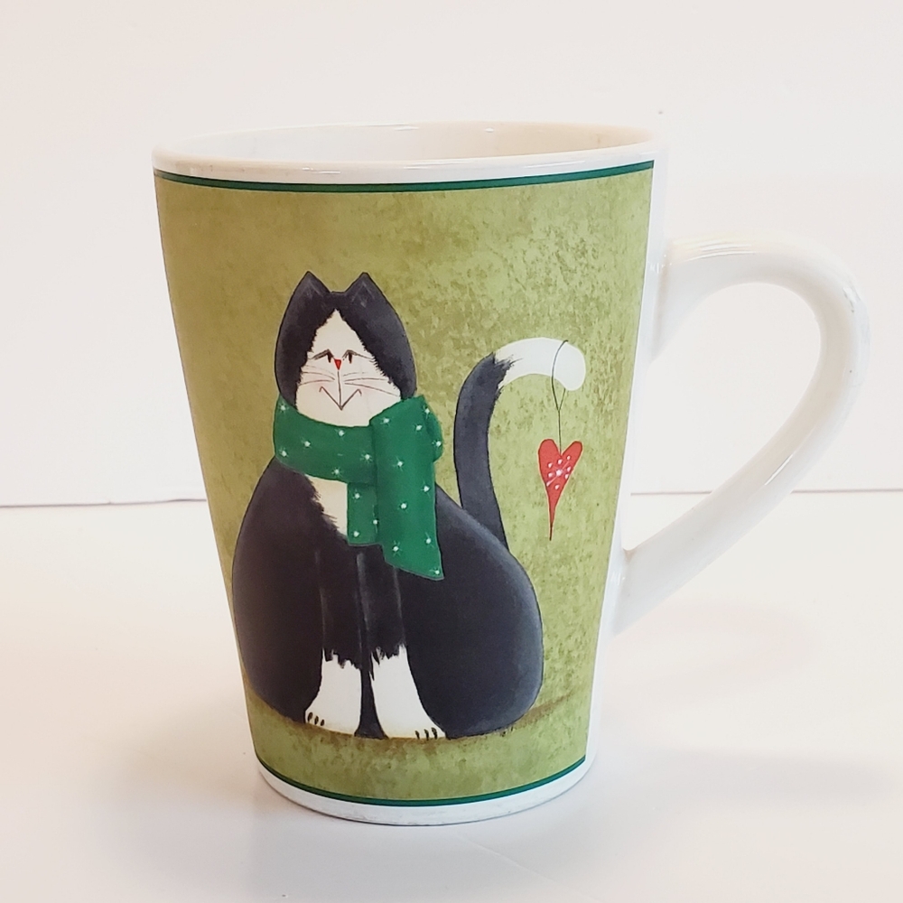 Oneida Winter Cats Mug with Green Scarf Design
